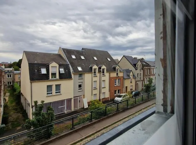 Le Nid Douillet Privé Dans Une Maison En Colocation Amiens